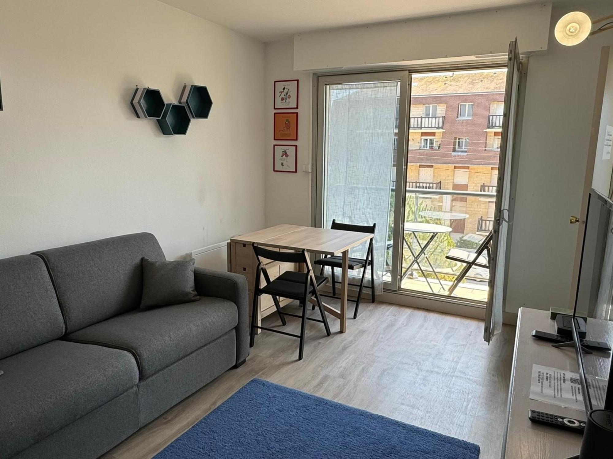 Studio Central A Cabourg Avec Balcon, Wifi Gratuit & Parking - Fr-1-487-372 ภายนอก รูปภาพ